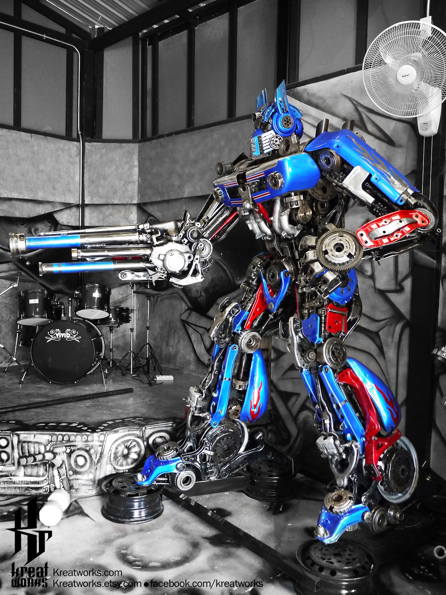 Recycled Metal Brave Giant Robot : Shooting / Recycle Metal Sustainable Sculpture Art