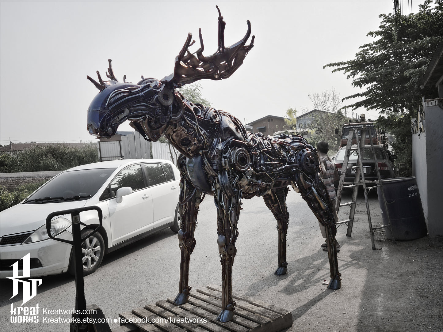 Recycled Metal Moose Sculpture : Made to order / Recycle Metal Sustainable Sculpture Art