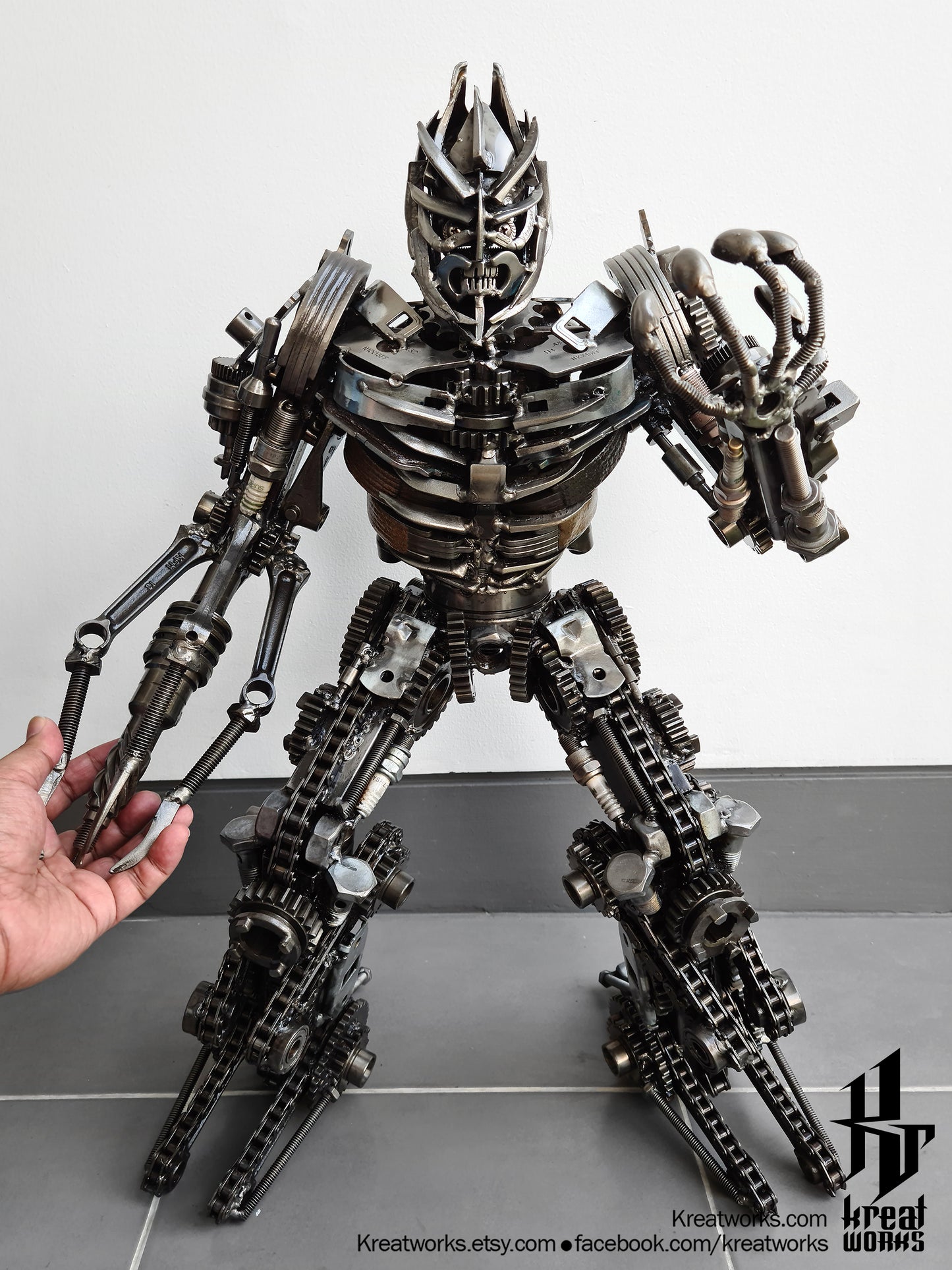 Recycled Metal Dreaded Robot (Medium item) / Recycle Metal Sustainable Sculpture Art