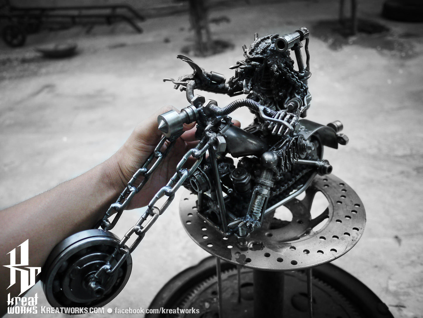 Metal Hunter Rider : Type III (medium item) / Recycle Metal Sustainable Sculpture Art