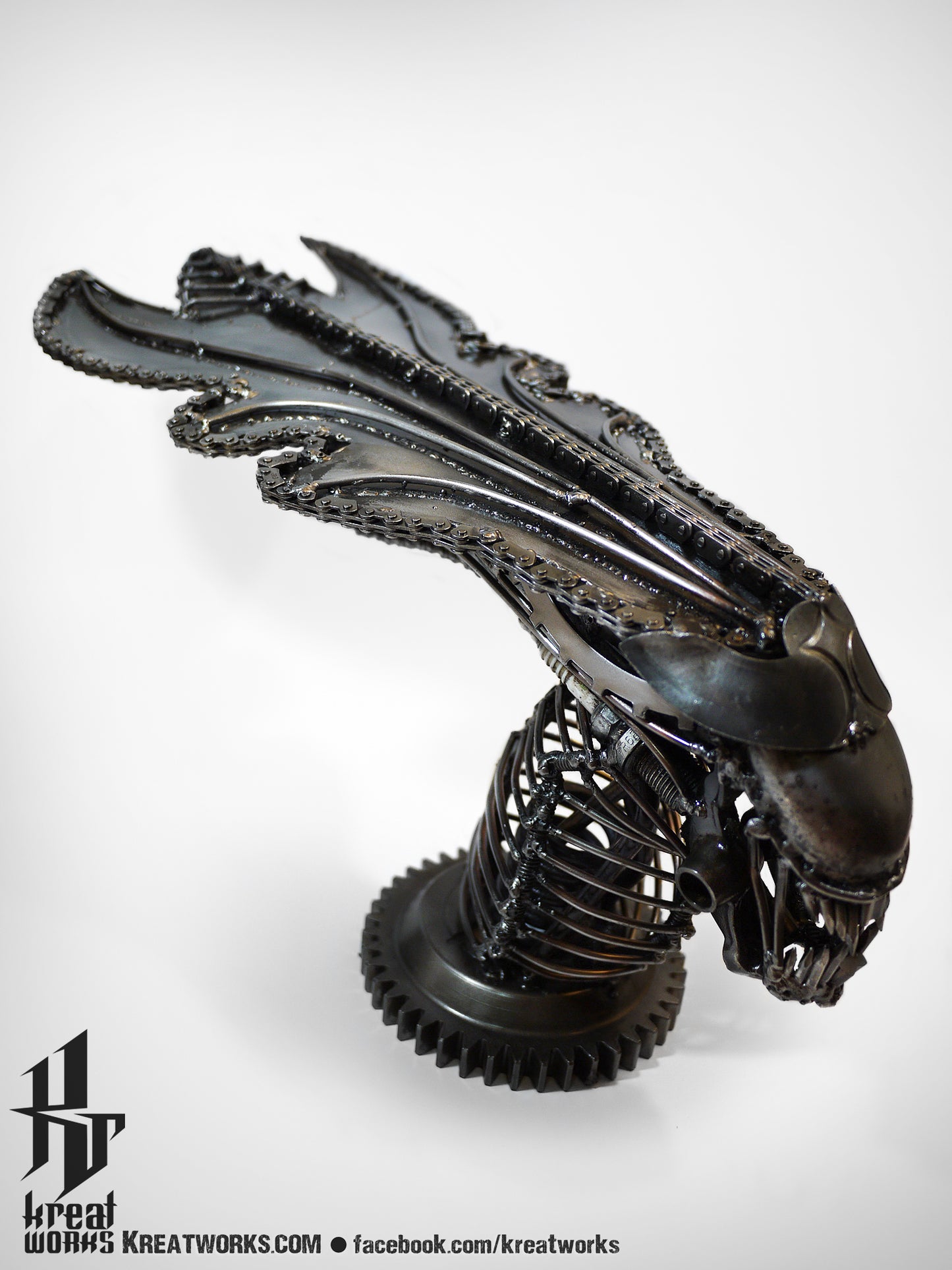 Recycled Metal Queen Monster head / Recycle Metal Sustainable Sculpture Art