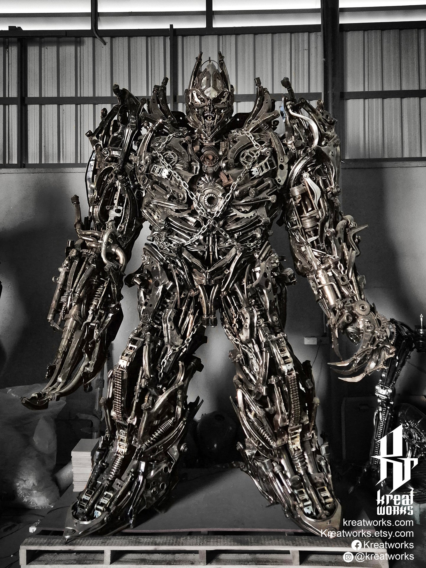 Recycled Metal Menacing Warrior Robot Sculpture (3.4 m height)