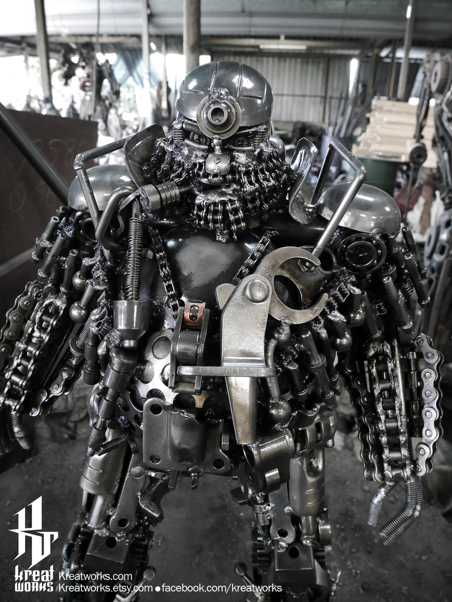 Recycled Metal Gutsy Commando Robot (Medium item) / Recycle Metal Sustainable Sculpture Art