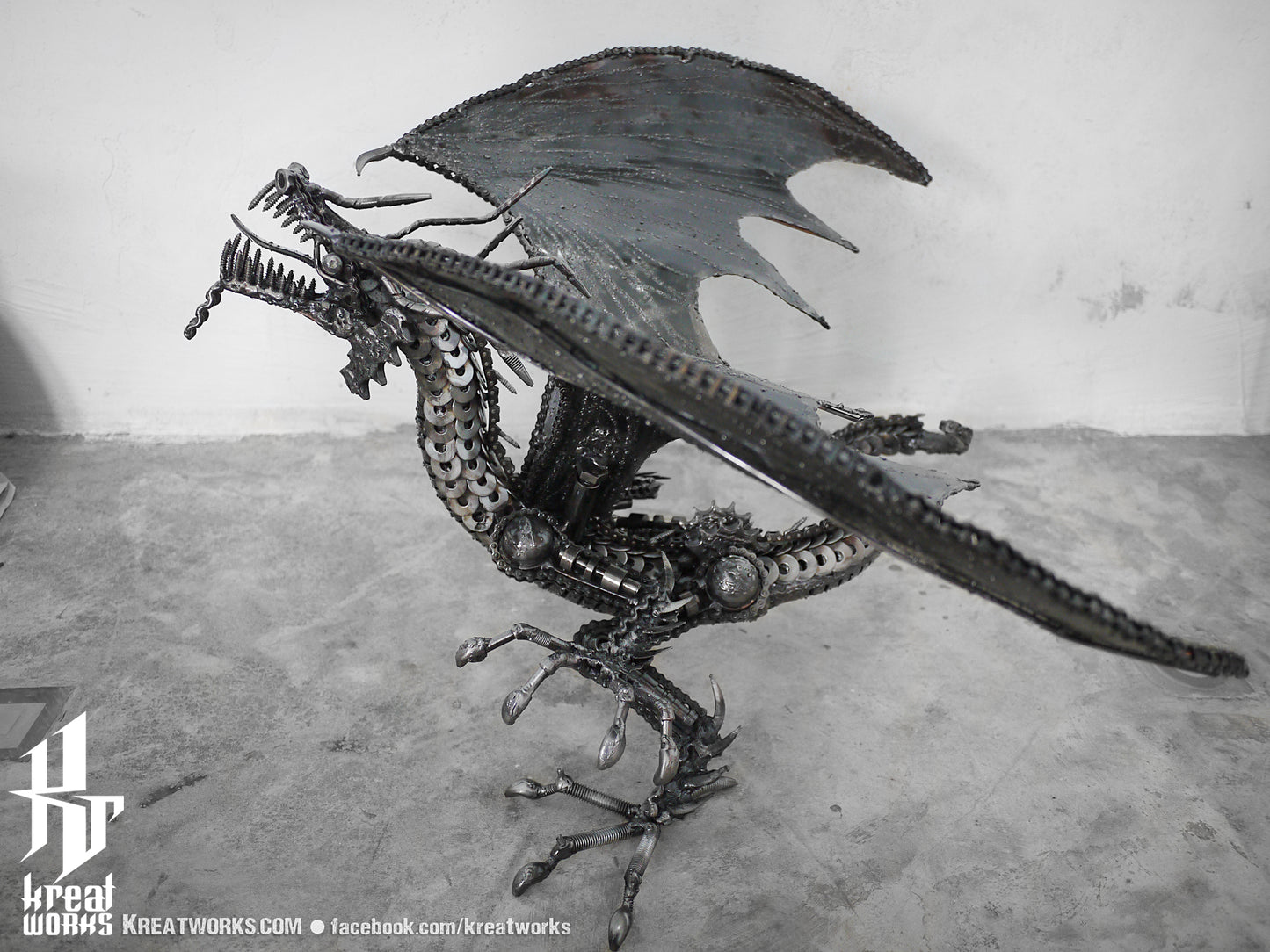 Metal Crouching Dragon (Medium item) / Recycle Metal Sustainable Sculpture Art