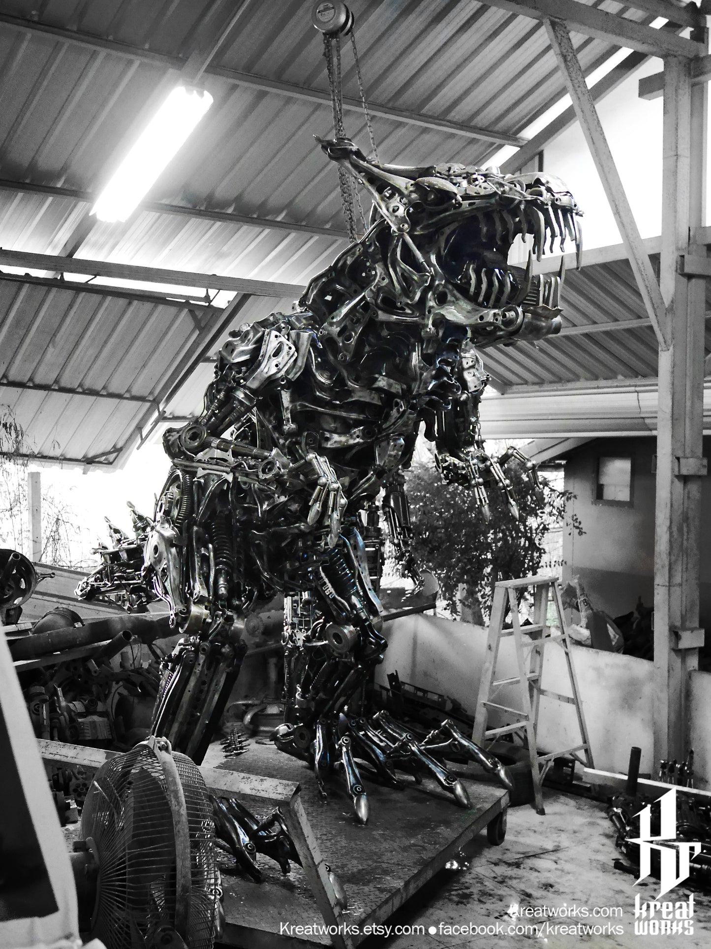 Recycled Metal Giant Dinosaur : Made to order / Recycle Metal Sustainable Sculpture Art