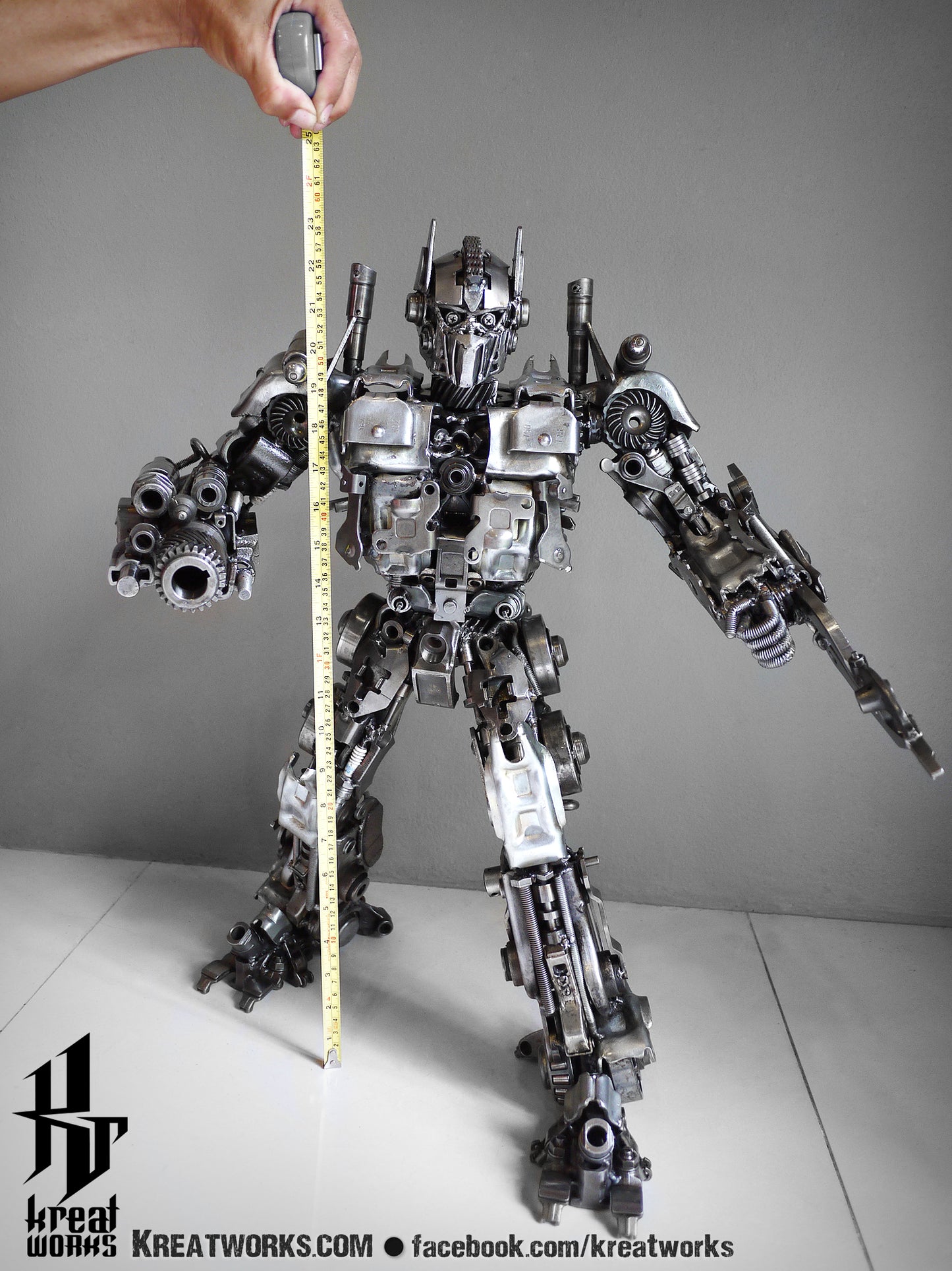 Recycled Metal Brave Robot (Medium item) / Recycle Metal Sustainable Sculpture Art