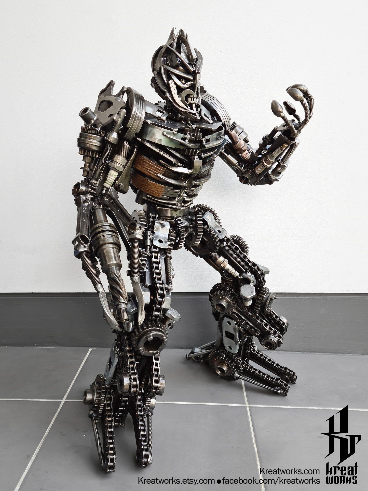 Recycled Metal Dreaded Robot (Medium item) / Recycle Metal Sustainable Sculpture Art