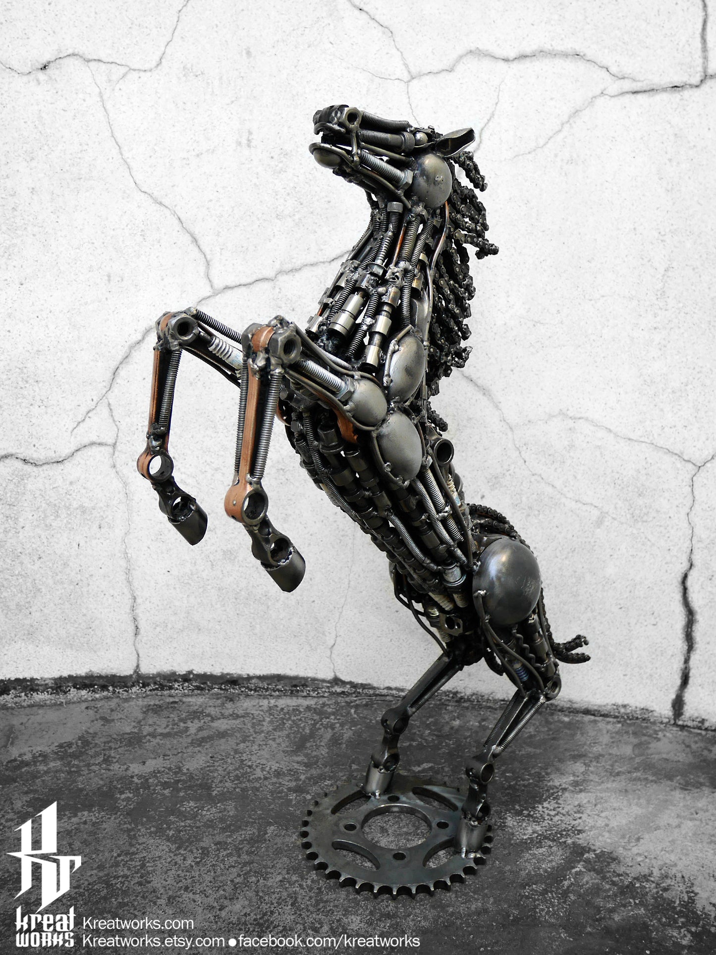 Recycled Metal Horse (Medium item) / Recycle Metal Sustainable Sculpture Art