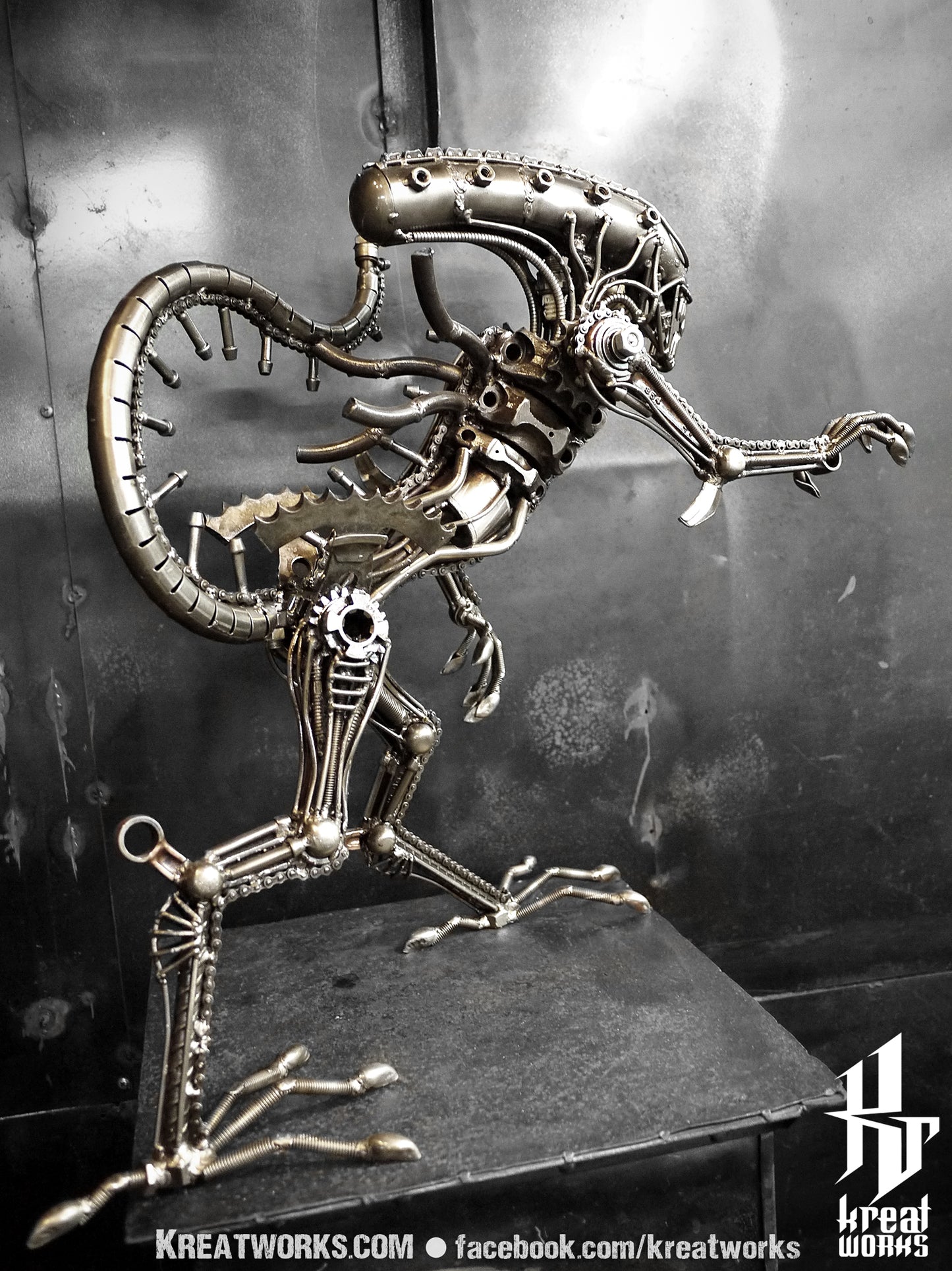 Recycled Metal Standing Monster : Tail up (Medium item) / Recycle Metal Sustainable Sculpture Art