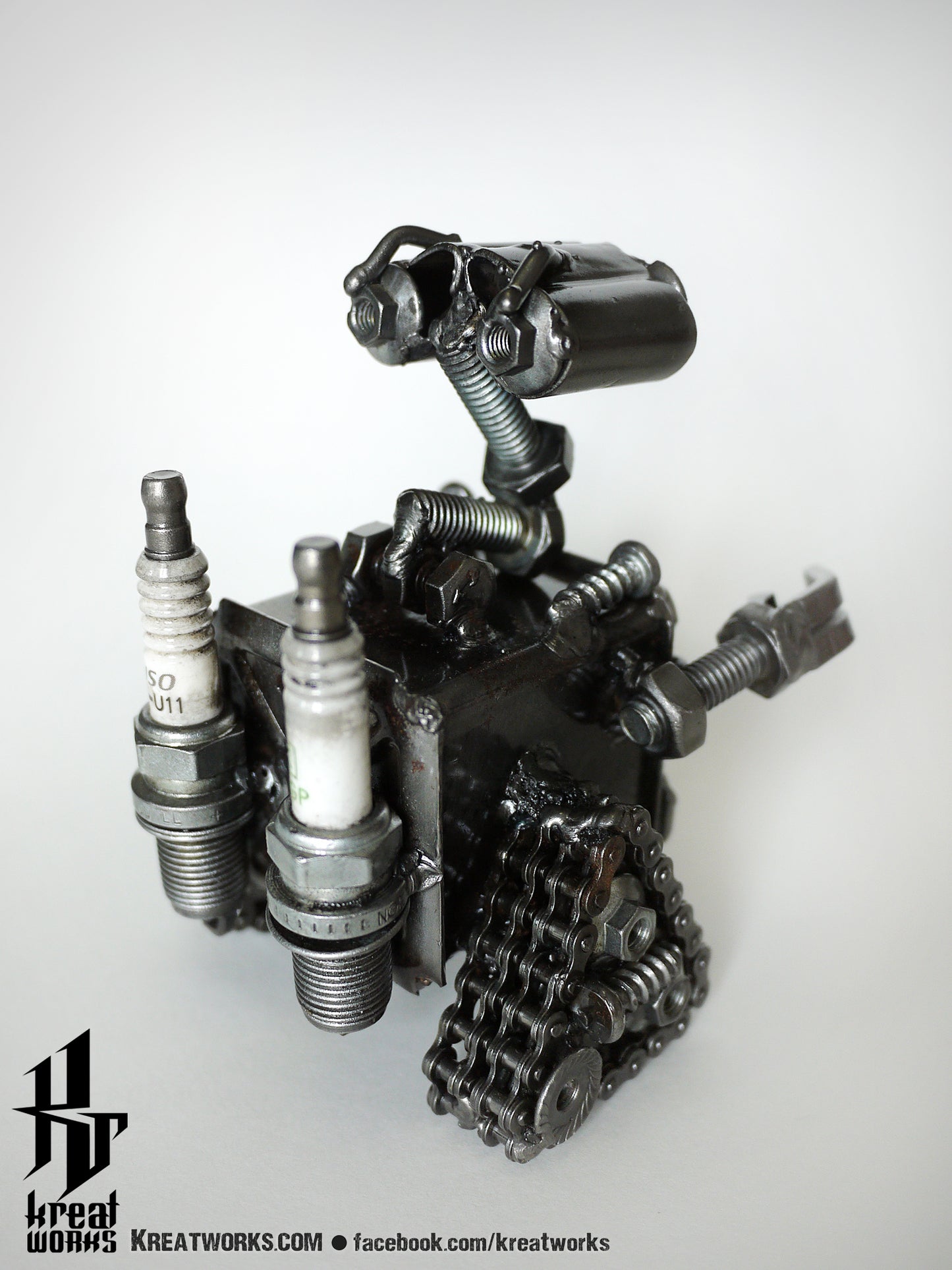 Recycled Metal Little Bot Sculpture / Recycle Metal Sustainable Sculpture Art